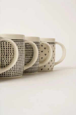 Carraig Donn Set Of 4 Black & White Doodle Mugs
