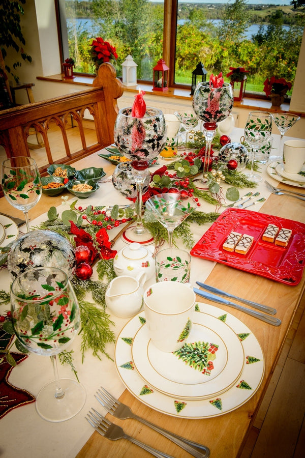 Carraig Donn Set Of 4 Christmas Tree Dinner Plate