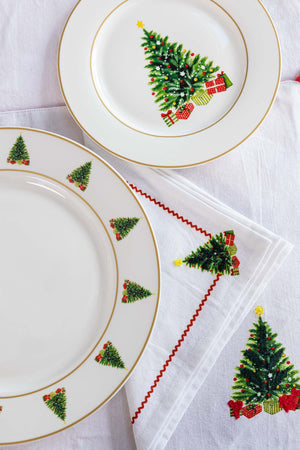 Carraig Donn Set Of 4 Christmas Tree Dinner Plate
