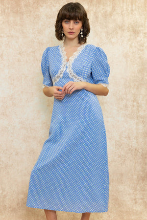 Carraig Donn Short Sleeve Lace Detail Midi Dress in Blue