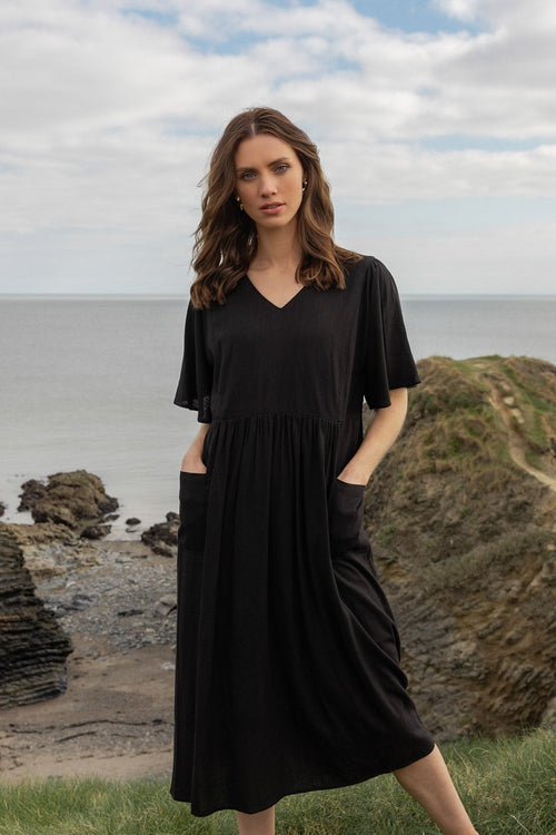 Short Sleeve Linen Blend Smock Midi Dress in Black
