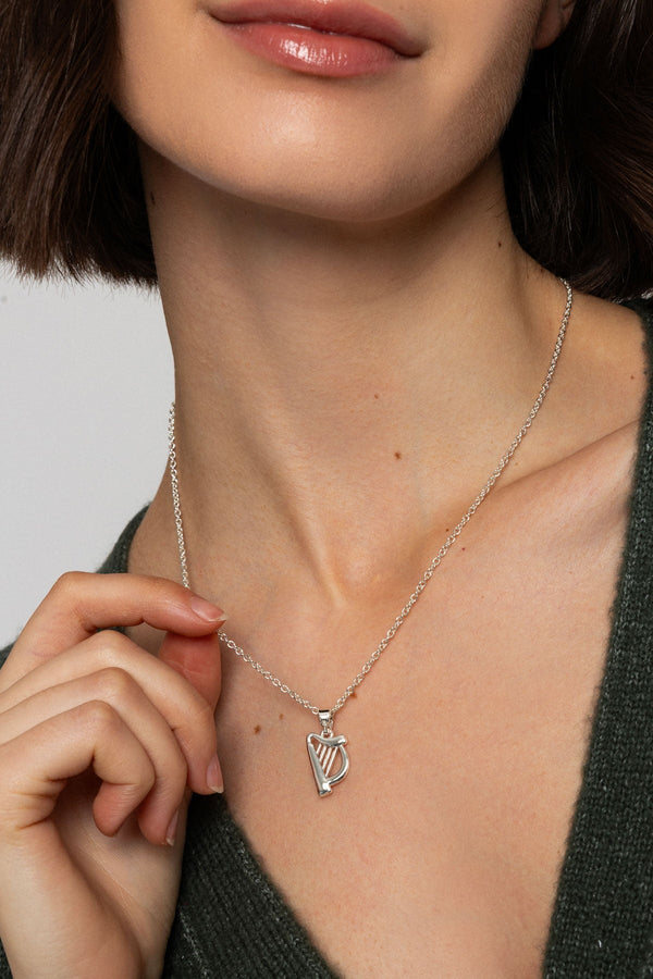Carraig Donn Silver Harp Pendant Necklace