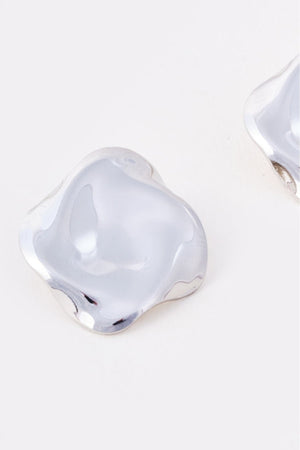 Carraig Donn Silver Pebble Earrings