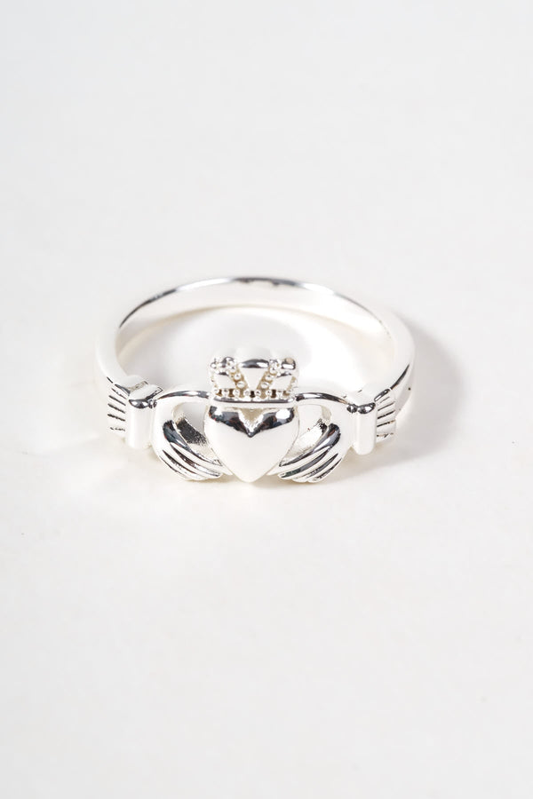 Carraig Donn Silver Plated Claddagh Ring - Size 7