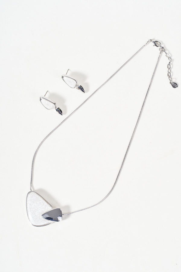 Carraig Donn Silver Stone Detail Earrings