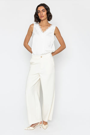 Carraig Donn Sleeveless Lace Satin Top in Cream