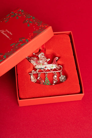 Carraig Donn Sleigh With Gifts