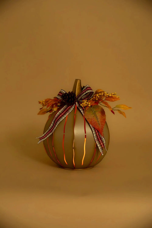 Carraig Donn Small LED Pumpkin Centrepiece