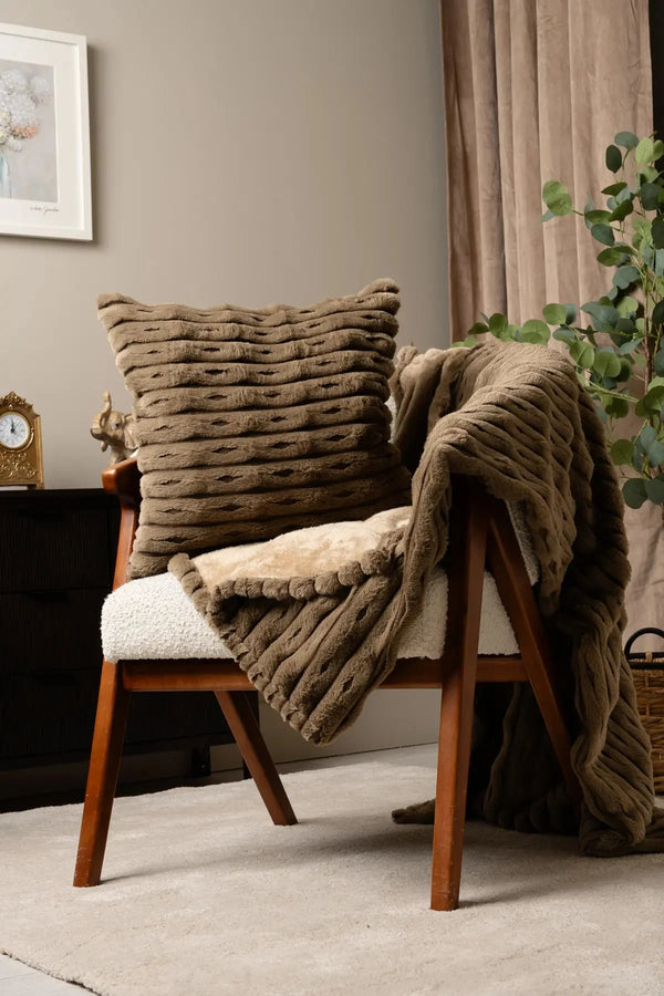 Carraig Donn Soft Green Textured Cushion