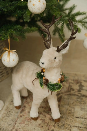 Carraig Donn Standing Christmas Deer