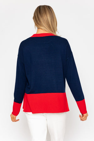 Carraig Donn Sweater With Contrast Hem And Sleeve Stripe