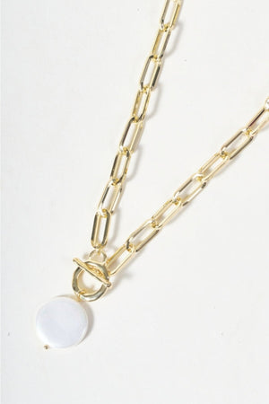 Carraig Donn T-Bar & White Pendant Chain Necklace