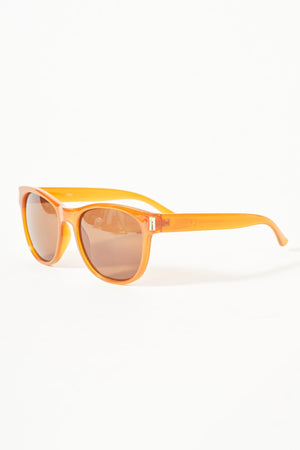 Carraig Donn Tan Brown Classic Frame Sunglasses