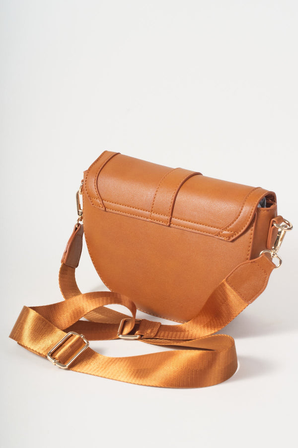 Carraig Donn Tan Brown Flap Crossbody Bag