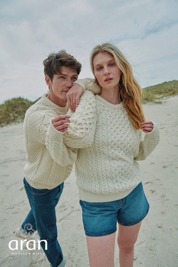 Carraig Donn Traditional Unisex Aran Sweater in Cream