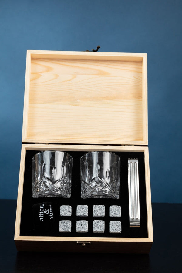 Carraig Donn Whiskey Glasses And Stone Set