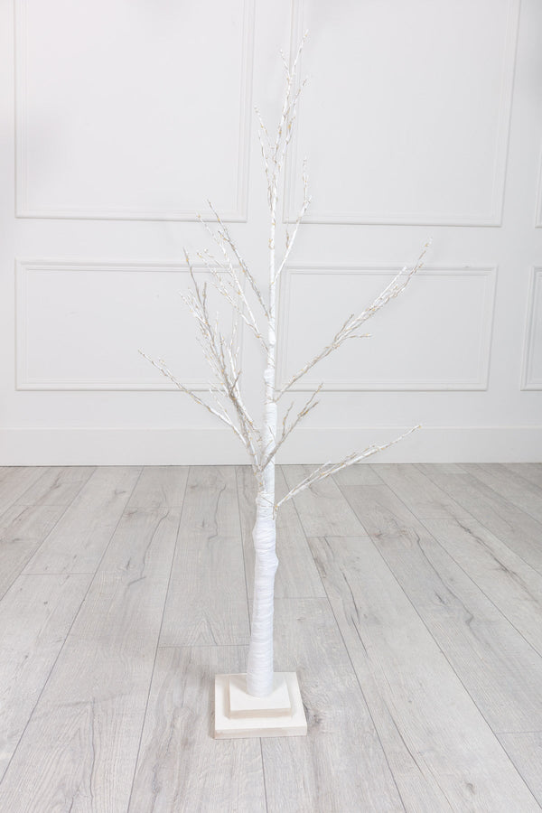 Carraig Donn White Christmas Tree With 200 LED Lights