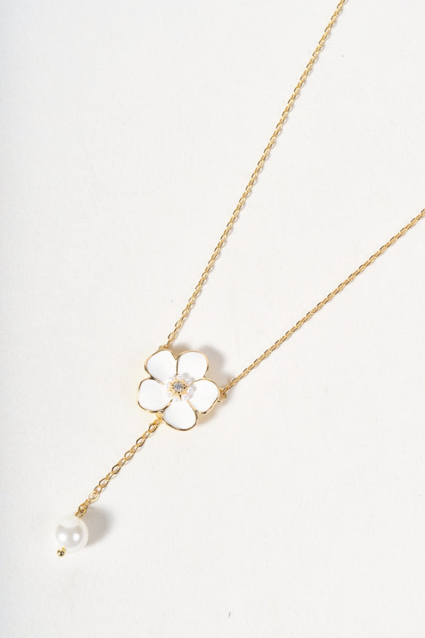 Carraig Donn White Daisy Link Necklace
