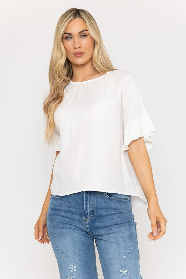 Carraig Donn White Loose Fit Top with Ruffle Sleeves