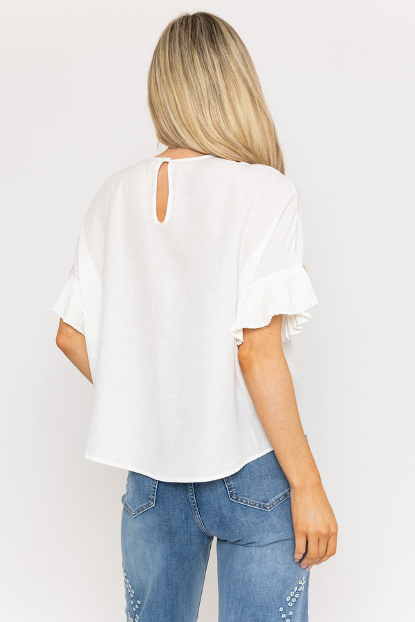 Carraig Donn White Loose Fit Top with Ruffle Sleeves