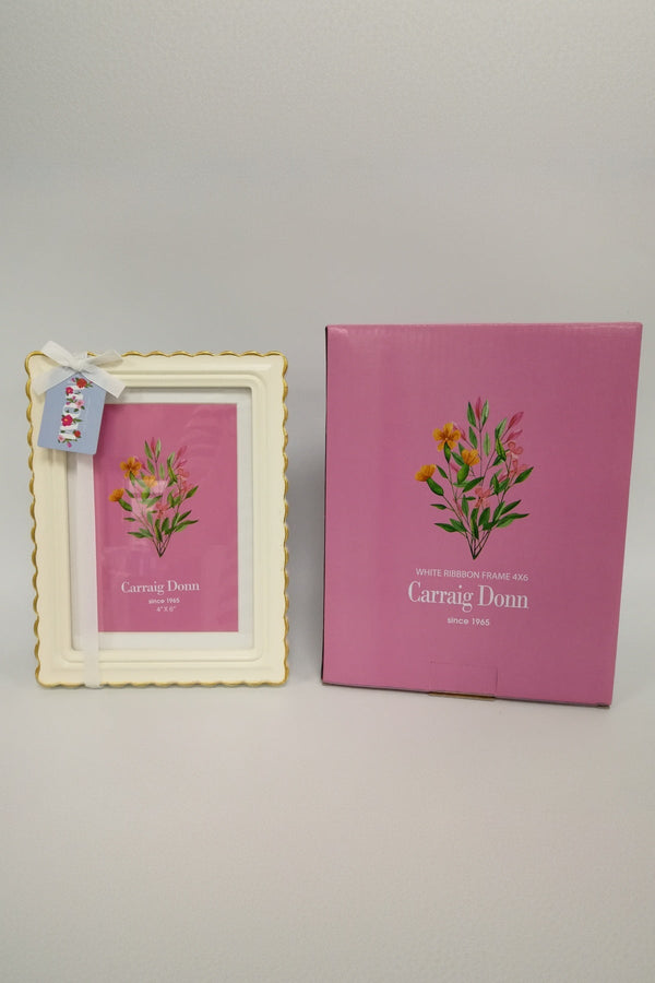 Carraig Donn White Ribbon 4x6 Photo Frame with Gold Detailing