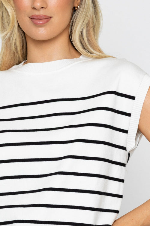 Carraig Donn White Stripe Short Sleeve Knit Top