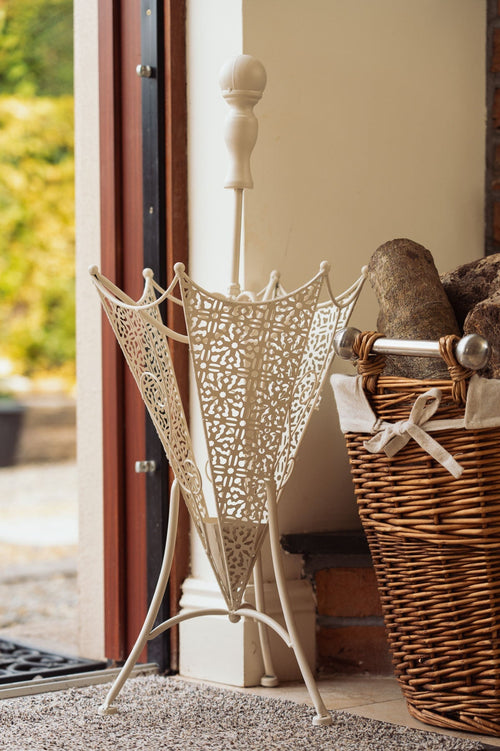 White Metal Umbrella Stand