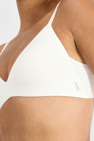 Carraig Donn Zero Feel Pure White Push Up Bra