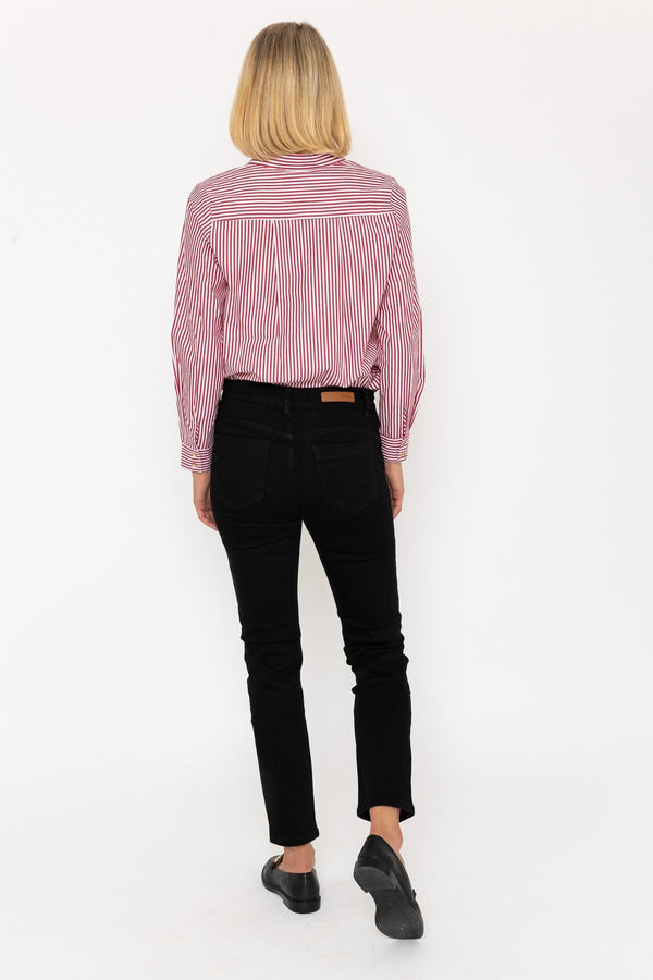 Carraig Donn Chloe Black Straight Leg Shaping Push Up Jeans