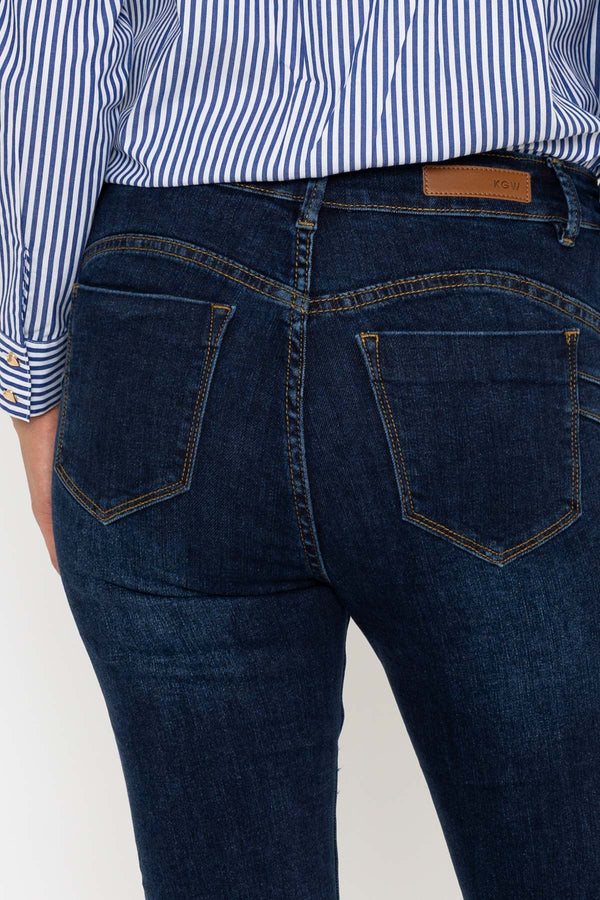 Carraig Donn Chloe Indigo Straight Leg Shaping Push Up Jeans
