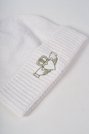 Carraig Donn Cream Knit Green Embroidered Claddagh Design Hat