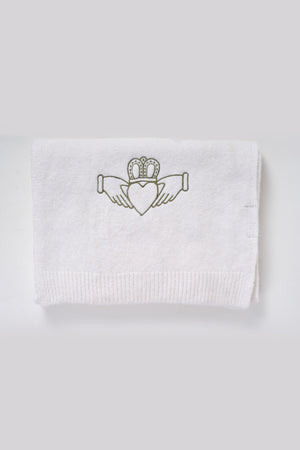 Carraig Donn Cream Knit Green Embroidered Claddagh Design Scarf