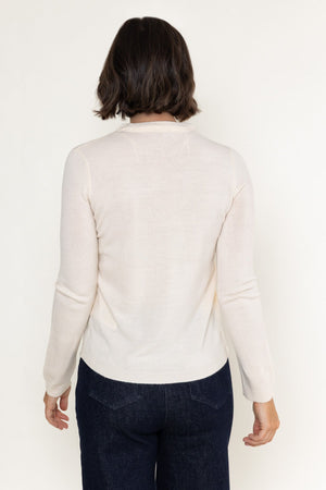 Carraig Donn Cream Knitted Crew Neck Long Sleeve Jumper