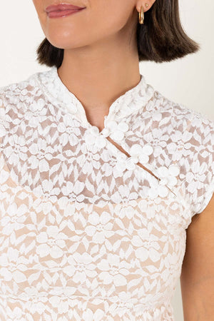 Carraig Donn Cream Lace Sheer Mandarin Collar Sleeveless Top