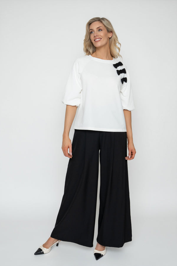 Carraig Donn Ecru Boxy Bow 3/4 Sleeve Top