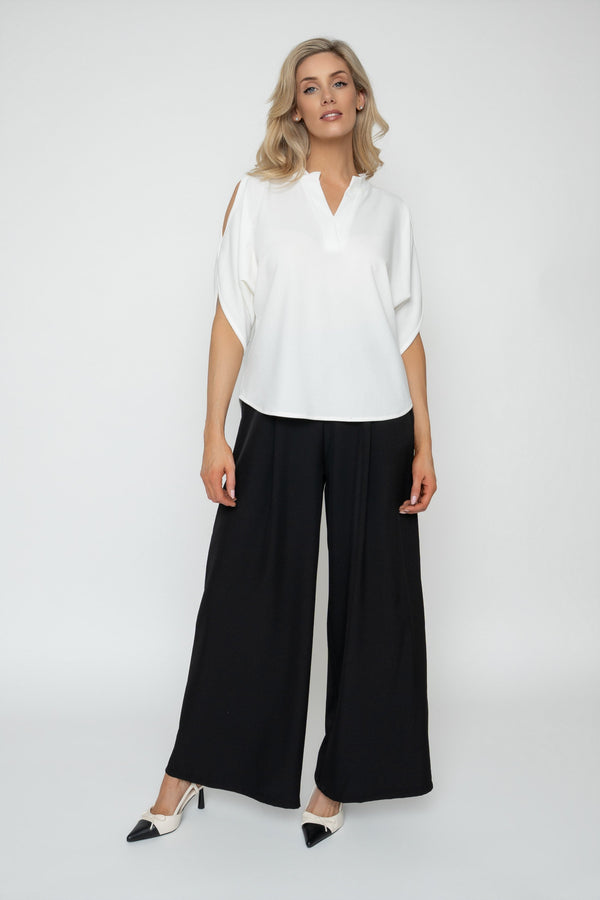 Carraig Donn Ecru Cold Shoulder 3/4 Sleeve Top