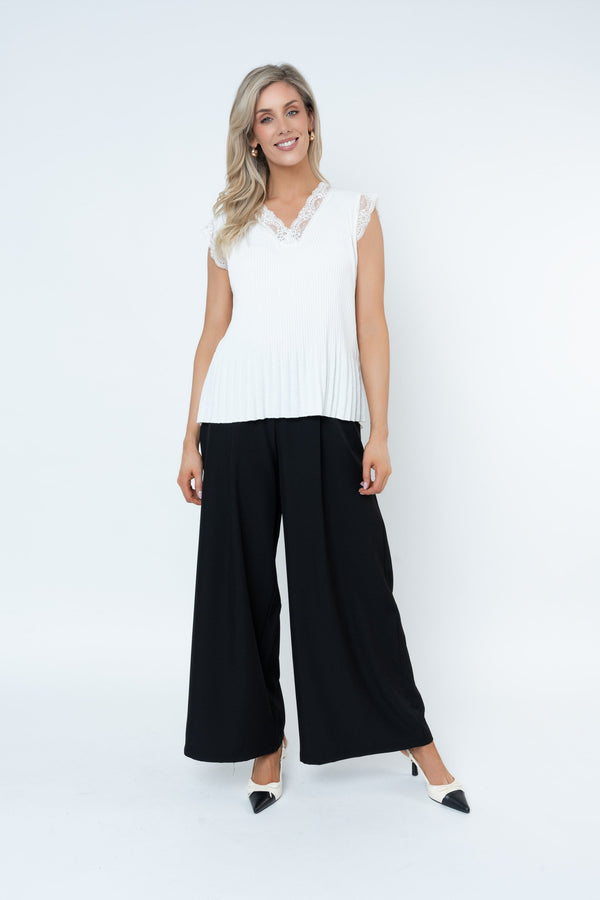 Carraig Donn Ecru Sleeveless Lace Trim Pleat Top