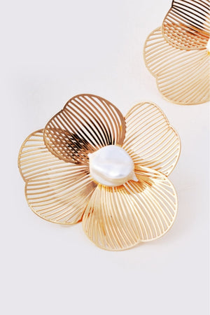 Carraig Donn Flower & Faux Pearl Earrings