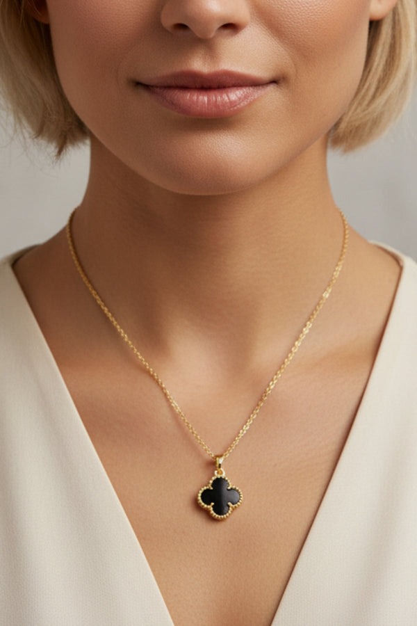 Carraig Donn Gold & Black Clover Jet Pendant Necklace