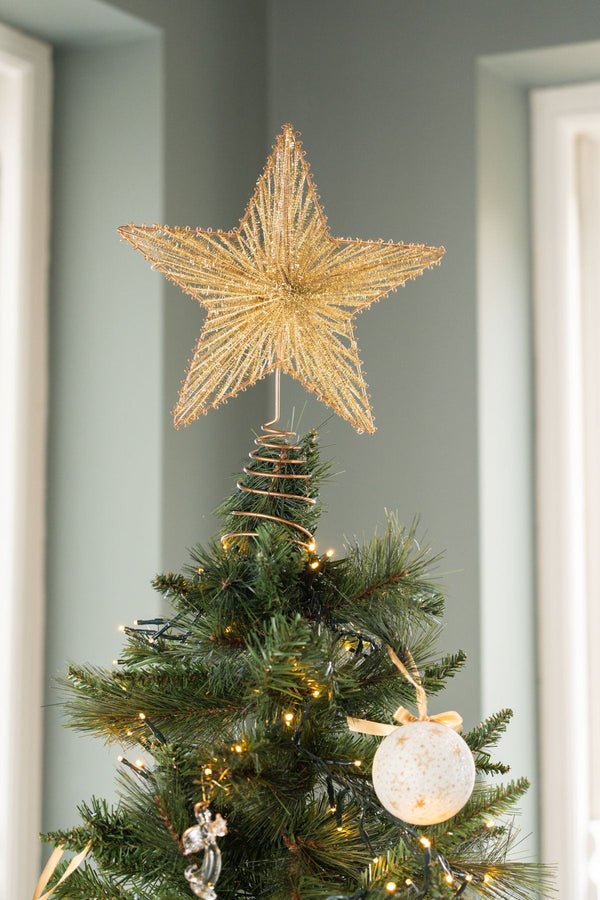 Carraig Donn Gold Christmas Star Topped Tree