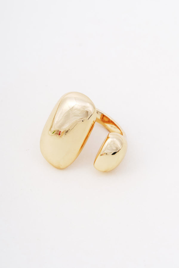 Carraig Donn Gold Chunky Sculpted Size 7 Ring