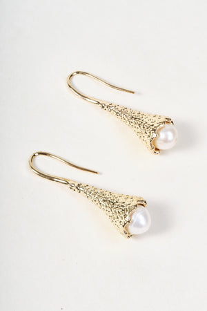 Carraig Donn Gold Cone Shaped Pearl Drop Earrings