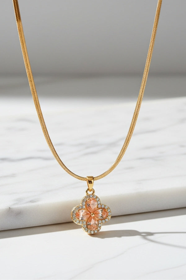 Carraig Donn Golden Shadow Clover Pendant
