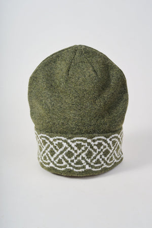 Carraig Donn Green & Cream Knit Celtic Knot Design Hat