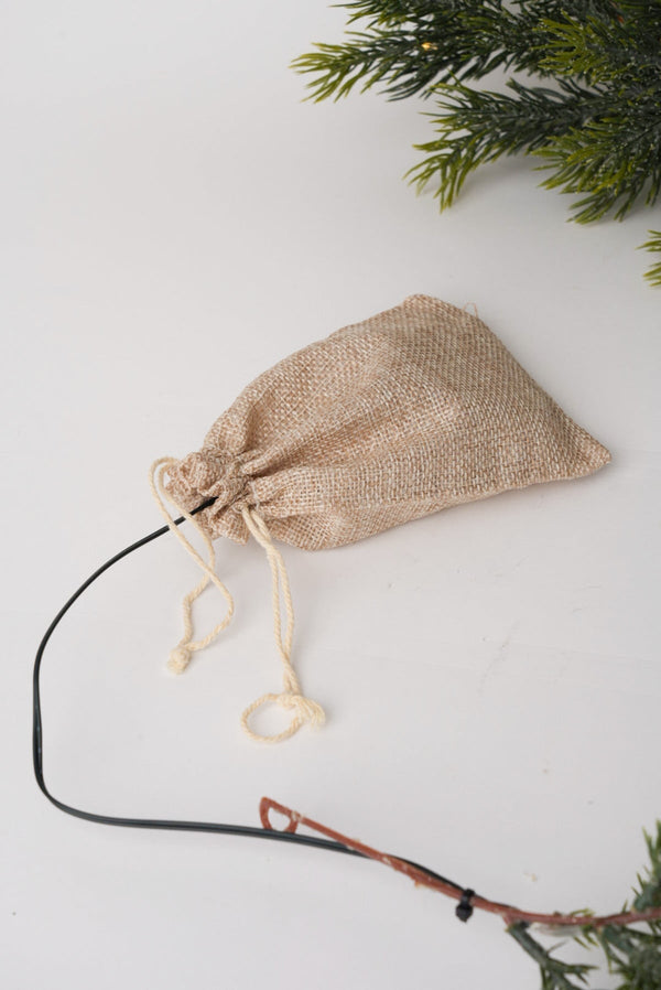 Carraig Donn Green Faux Pine LED Christmas Garland