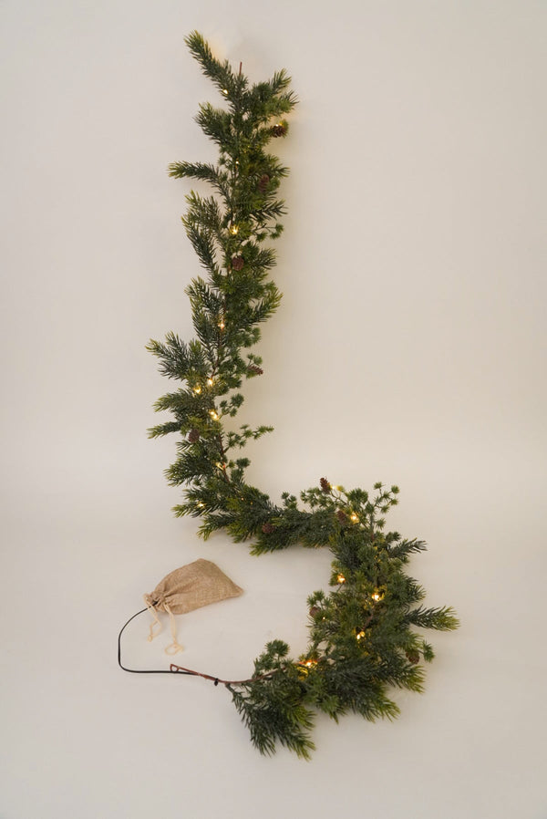Carraig Donn Green Faux Pine LED Christmas Garland