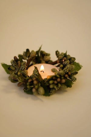 Carraig Donn Green Mini Berry Dinner Candle Ring