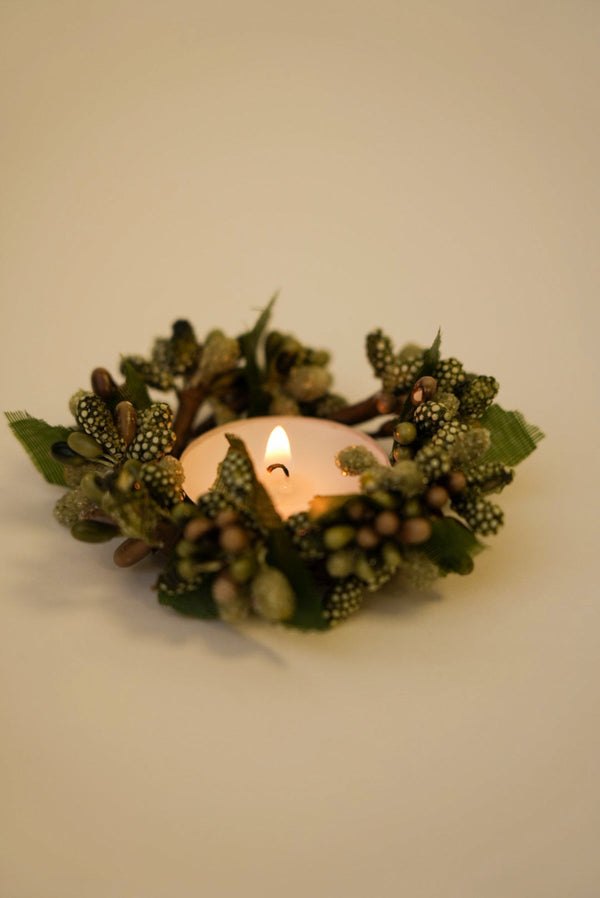 Carraig Donn Green Mini Berry Dinner Candle Ring