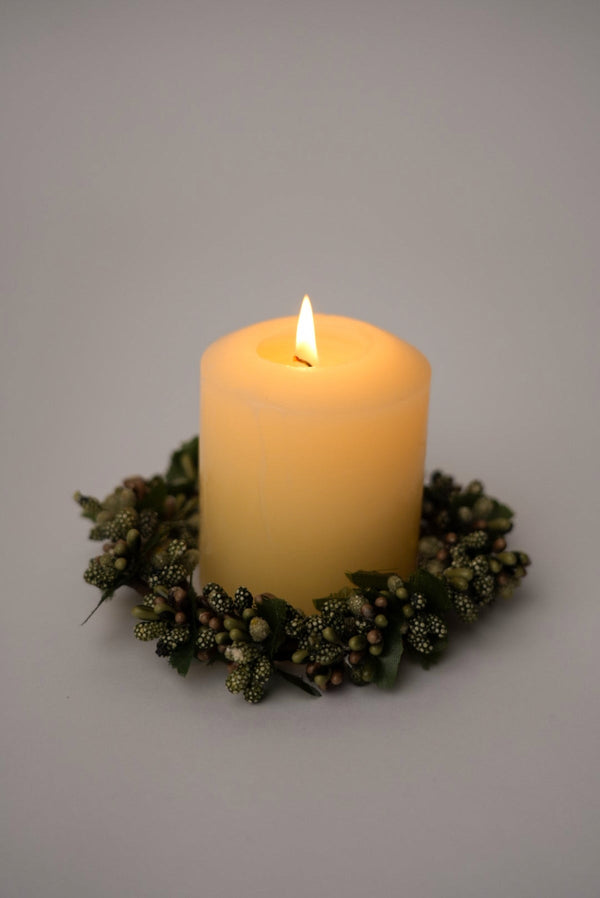 Carraig Donn Green Mini Berry Pillar Candle Ring