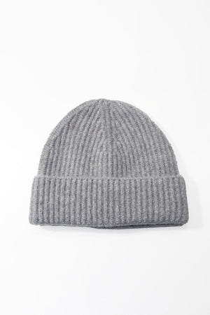 Carraig Donn Grey Knit Ribbed Beanie Hat